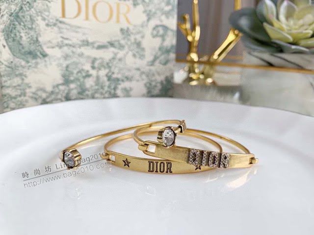 Dior飾品 迪奧經典熱銷款字母三環手鐲 Dior三層復古鑲鑽手鐲  zgd1182